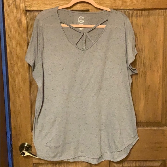 Maurices Tops - Gray tee